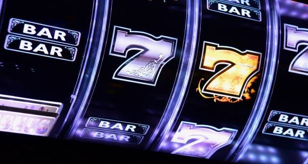 tariantoto payment method selection showing DANA, OVO, GoPay, QRIS, and bank transfer options for Togel 2D deposits
