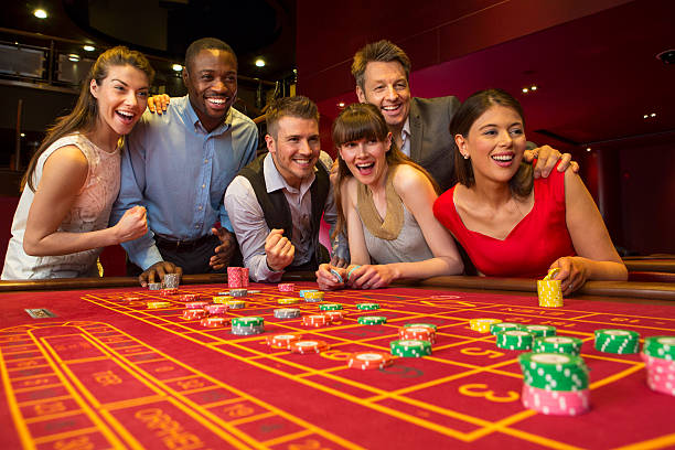 Treasures of Aztec free-spin feature active on tariantoto with multiplier counter displayed on Android phone
